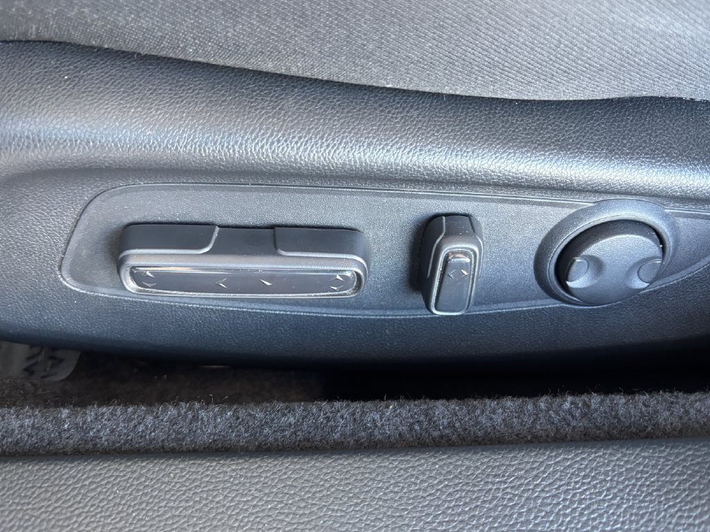 Used 2025 Honda Accord Sport image 23