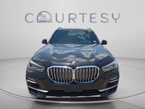 Used 2019 BMW X5 xDrive40i w/ Convenience Package AWD/4WD image 4