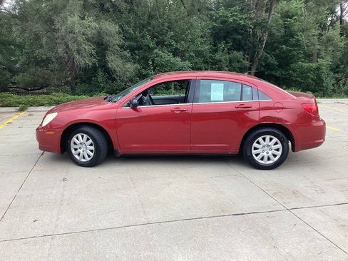 Used 2007 Chrysler Sebring Sedan FWD image 5