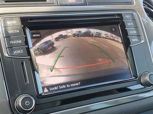 Used 2017 Volkswagen Tiguan Wolfsburg Edition image 17