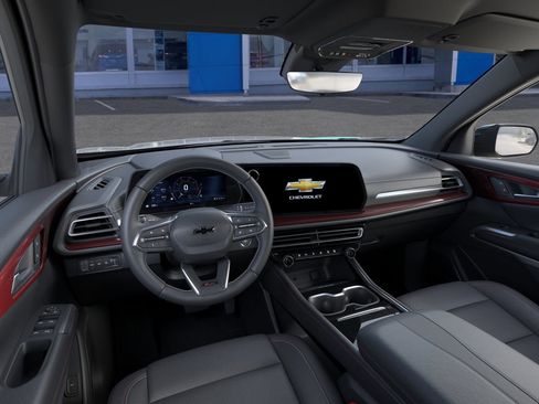 New 2026 Chevrolet Traverse Z71 w/ Driver Confidence Package image 17