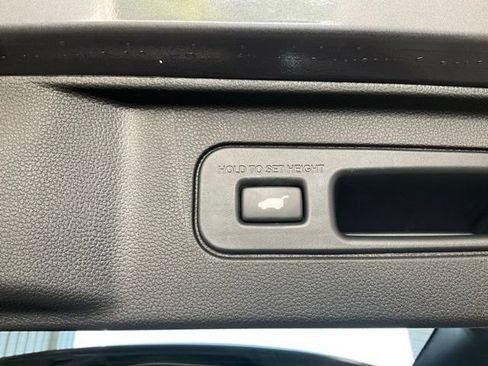 Certified 2025 Honda Pilot EX-L image 19