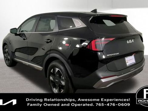 New 2026 Kia Sportage LX image 8