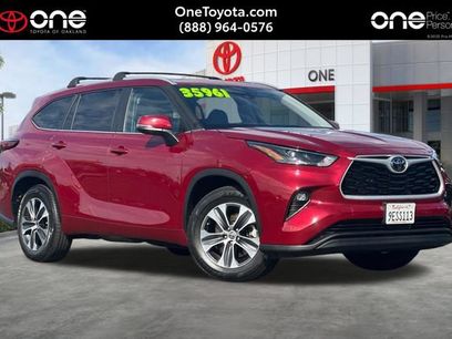 Used 2023 Toyota Highlander XLE