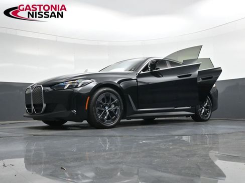 Used 2025 BMW i4 eDrive40 image 45