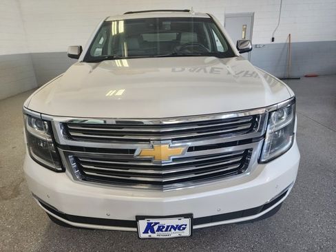 Used 2019 Chevrolet Suburban Premier image 7