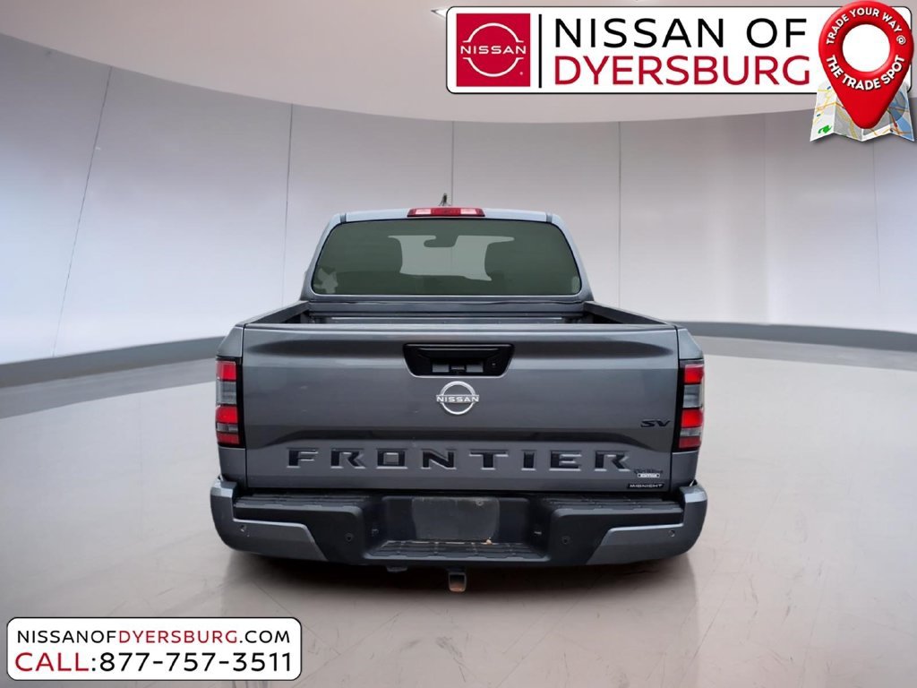 Used 2023 Nissan Frontier SV w/ Midnight Edition Package RWD image 4