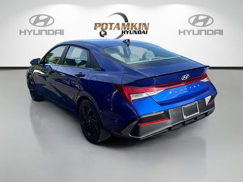 Certified 2026 Hyundai Elantra SEL Sport Premium w/ Cargo Package FWD image 7