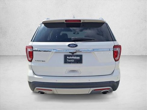 Used 2024 Ford Escape ST-Line Elite w/ Premium Technology Package AWD/4WD image 6
