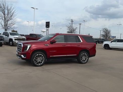 New 2026 GMC Yukon Elevation image 5