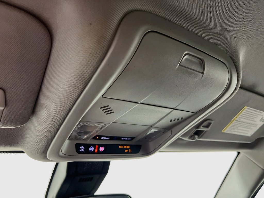 Used 2024 Chevrolet Equinox LT FWD image 18
