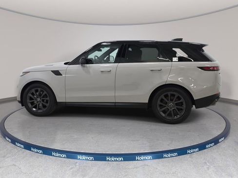 Used 2024 Land Rover Range Rover Sport SE AWD/4WD image 9