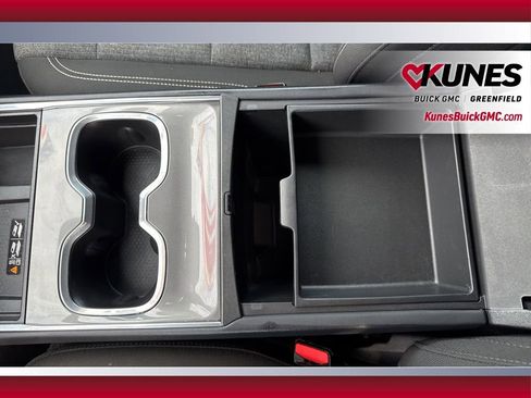 Used 2025 GMC Acadia Elevation AWD/4WD image 31