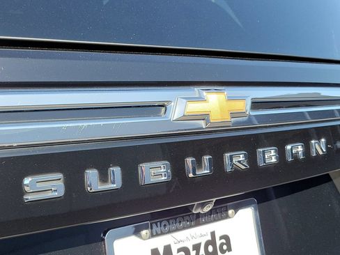 Used 2024 Chevrolet Suburban LT AWD/4WD image 30