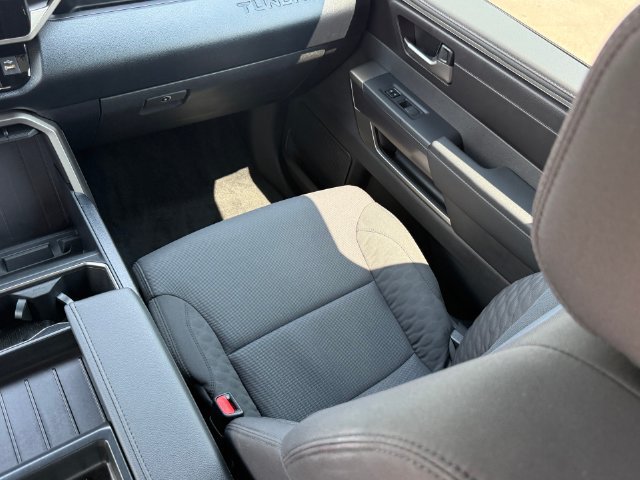 Used 2026 Toyota Tundra SR5 w/ SR5 Convenience Package AWD/4WD image 29