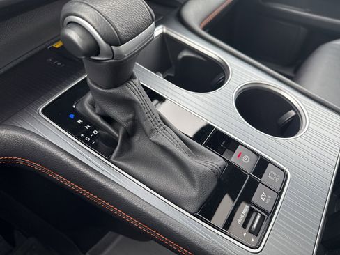 Used 2023 Toyota Sienna XSE w/ XSE Plus Package image 21