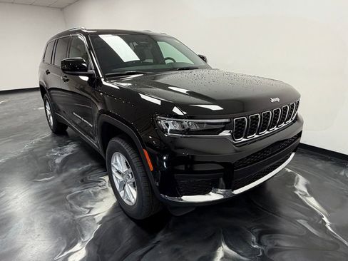 New 2026 Jeep Grand Cherokee L Laredo AWD/4WD image 19