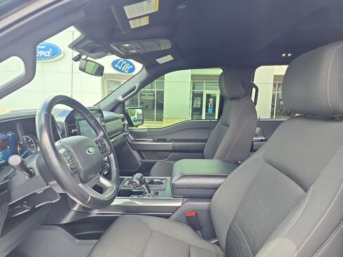 Used 2022 Ford F150 XLT w/ Equipment Group 302A High AWD/4WD image 17