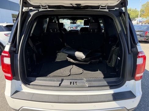 Used 2020 Ford Expedition XLT w/ Equipment Group 202A image 15
