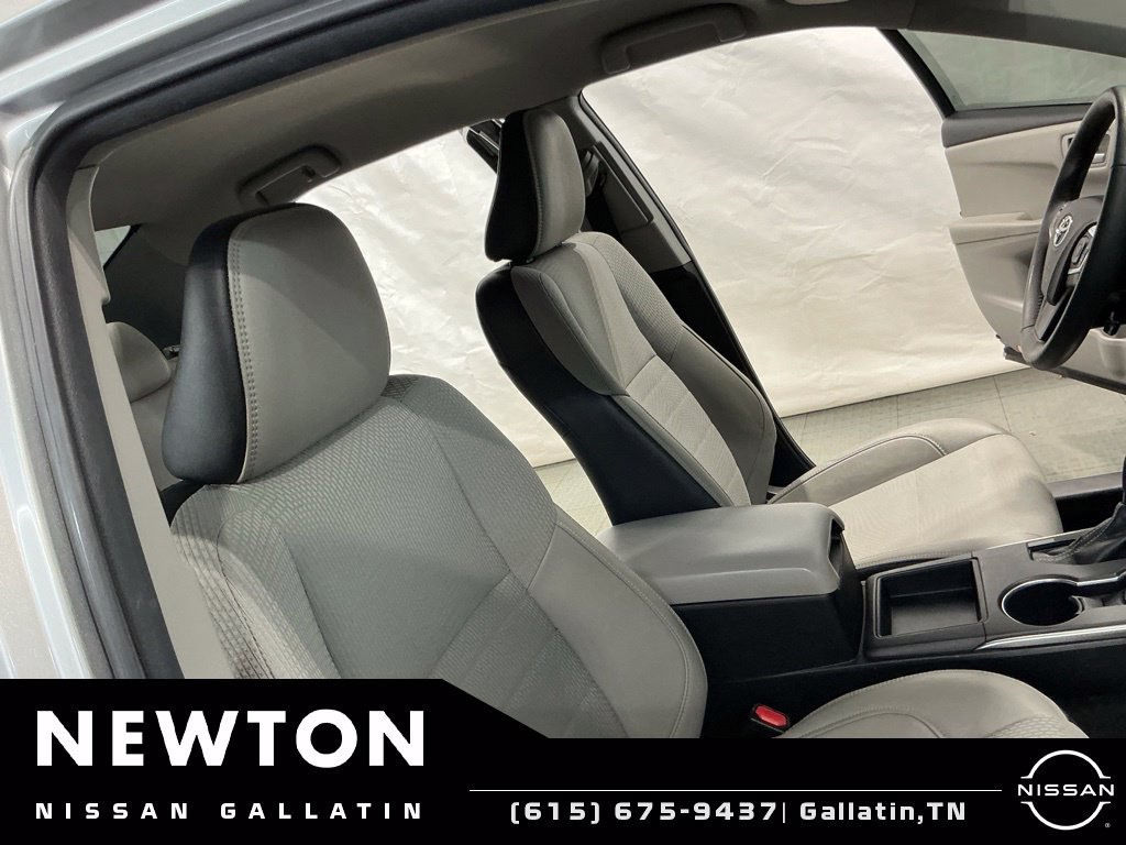 Used 2017 Toyota Camry SE FWD image 12