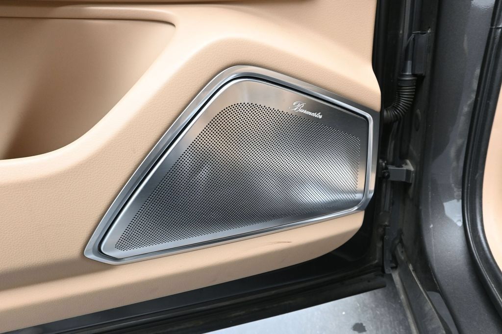 Certified 2021 Porsche Cayenne S AWD/4WD image 13