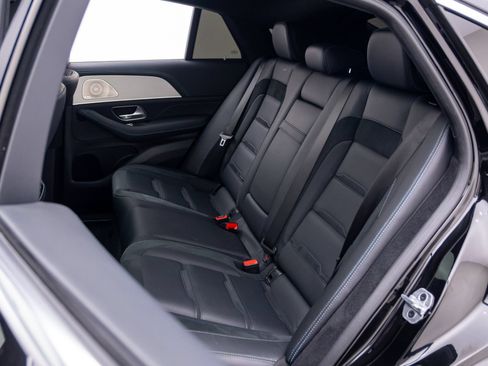 Used 2025 Mercedes-Benz GLE 63 AMG S image 16