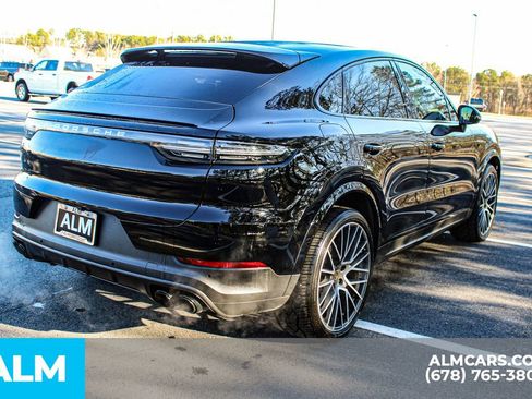 Used 2023 Porsche Cayenne Platinum Edition image 5