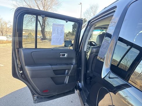 Used 2013 Honda Pilot Touring image 18