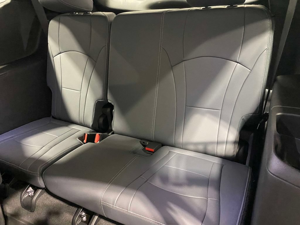 Used 2023 Buick Enclave Essence w/ LPO, Floor Liner Package FWD image 13