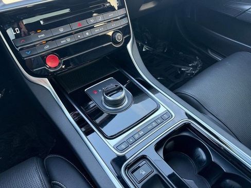 Used 2018 Jaguar XE S RWD image 24