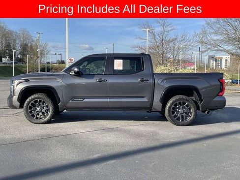Used 2024 Toyota Tundra Platinum AWD/4WD image 2
