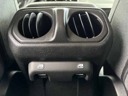 New 2026 Jeep Gladiator Willys AWD/4WD image 19