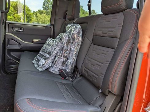 New 2025 Nissan Frontier PRO-4X w/ Black Accent Package image 14