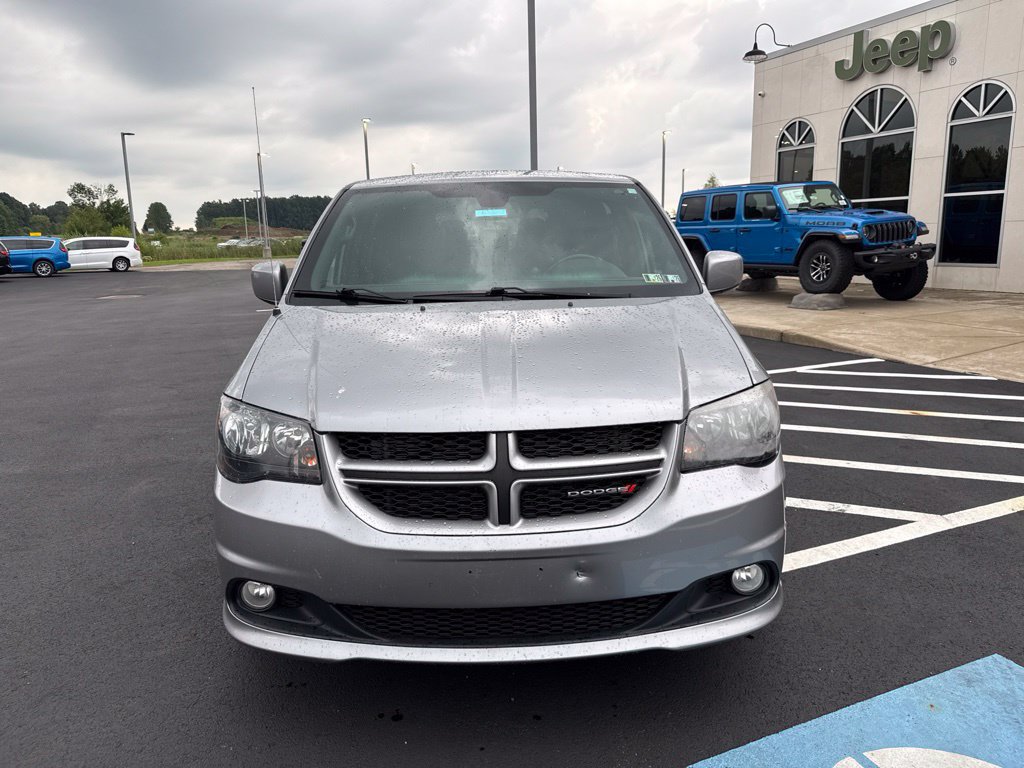 Used 2019 Dodge Grand Caravan GT FWD image 3