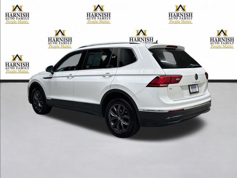 Used 2022 Volkswagen Tiguan SE AWD/4WD image 7