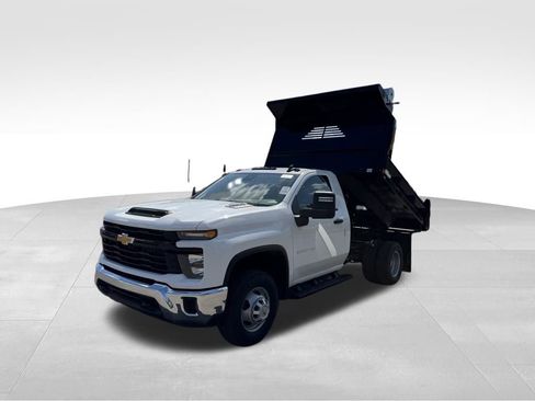 Used 2024 Chevrolet Silverado 3500 W/T w/ WT Convenience Package image 16