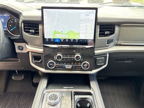 Used 2022 Ford Expedition Max XLT RWD image 22