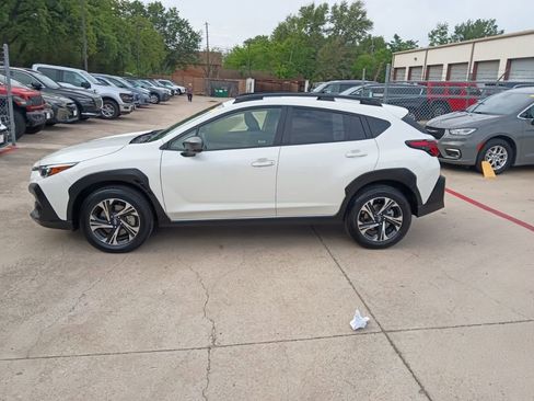 Used 2025 Subaru Crosstrek 2.0i Premium AWD/4WD image 4