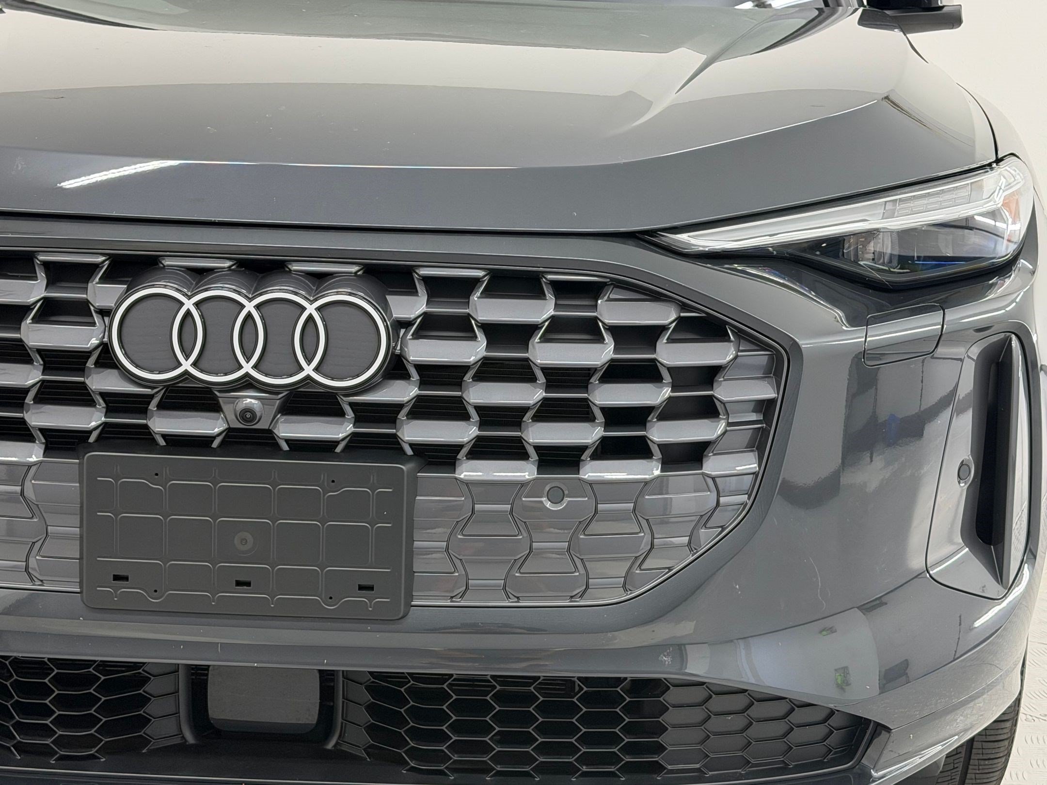 Certified 2025 Audi Q5 Premium AWD/4WD image 27