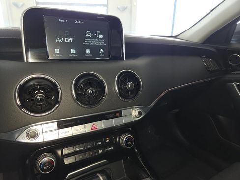 Used 2019 Kia Stinger AWD/4WD image 32