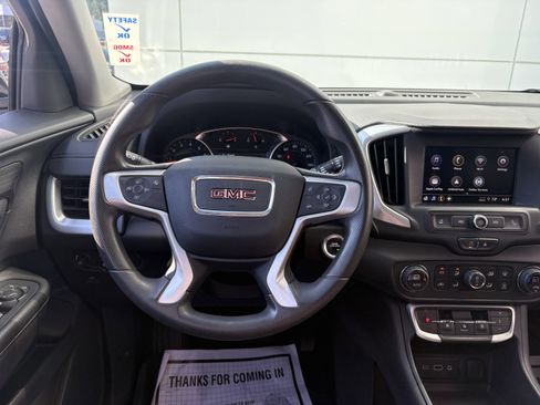 Used 2023 GMC Terrain SLE w/ Driver Convenience Package image 15