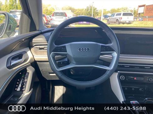 Used 2025 Audi Q5 Premium w/ Convenience Package AWD/4WD image 37