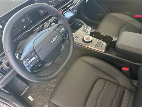 New 2026 Kia Sportage SX Prestige image 10