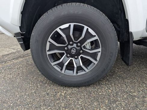 Used 2023 Toyota Tacoma TRD Sport image 21