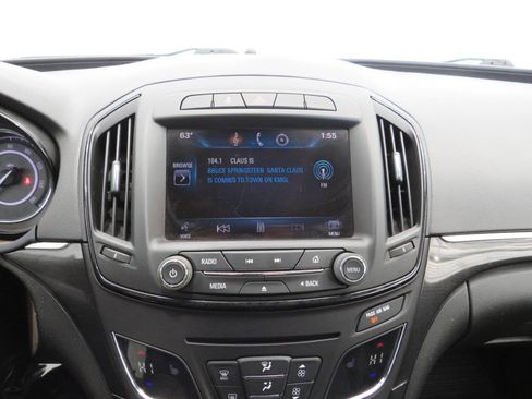 Used 2014 Buick Regal image 19