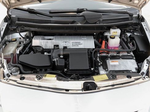 Used 2011 Toyota Prius Two image 43