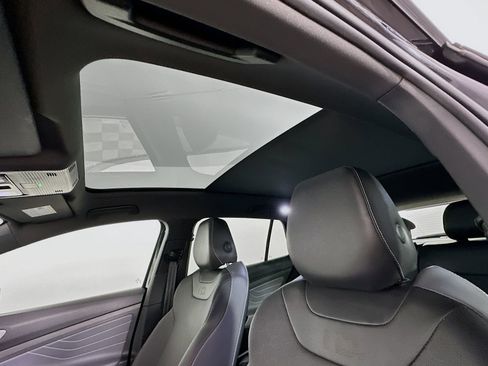 Used 2024 Volkswagen ID.4 Pro S image 22