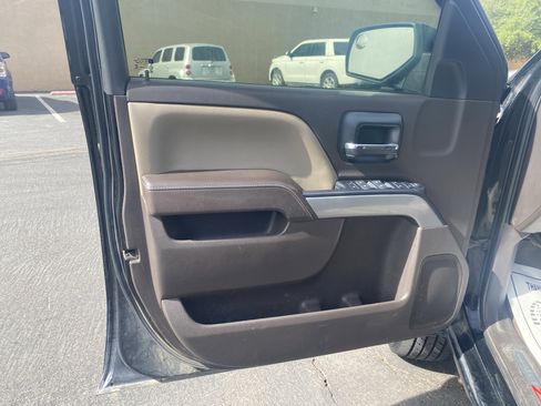 Used 2018 Chevrolet Silverado 1500 LT w/ All Star Edition AWD/4WD image 7