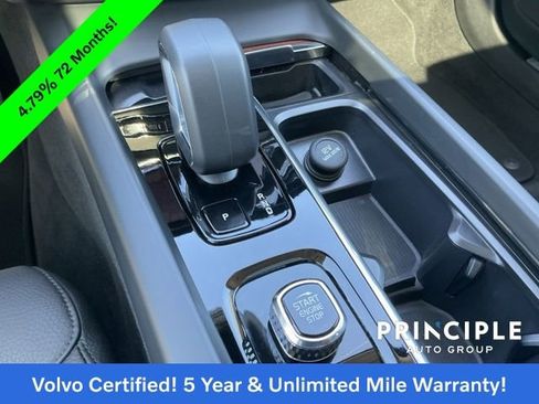 Certified 2025 Volvo V60 B5 Cross Country Plus image 17