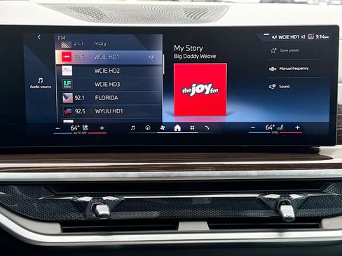 Used 2026 BMW X5 sDrive40i w/ Climate Comfort Package image 32